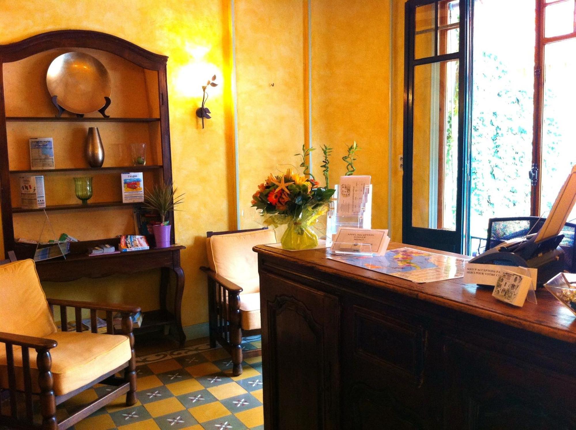 La Marjolaine Hotel Juan-les-Pins Bagian luar foto